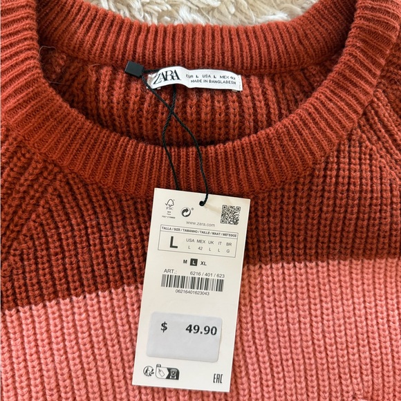 Zara Men's Crewneck Sweater in Salmon and Red Stripes - Picture 2 of 4